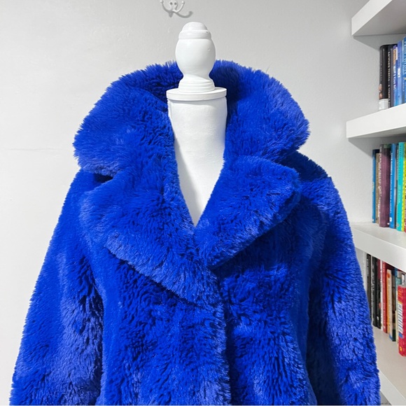Noize Faux Fur Sapphire Coat size XS - Picture 7 of 16